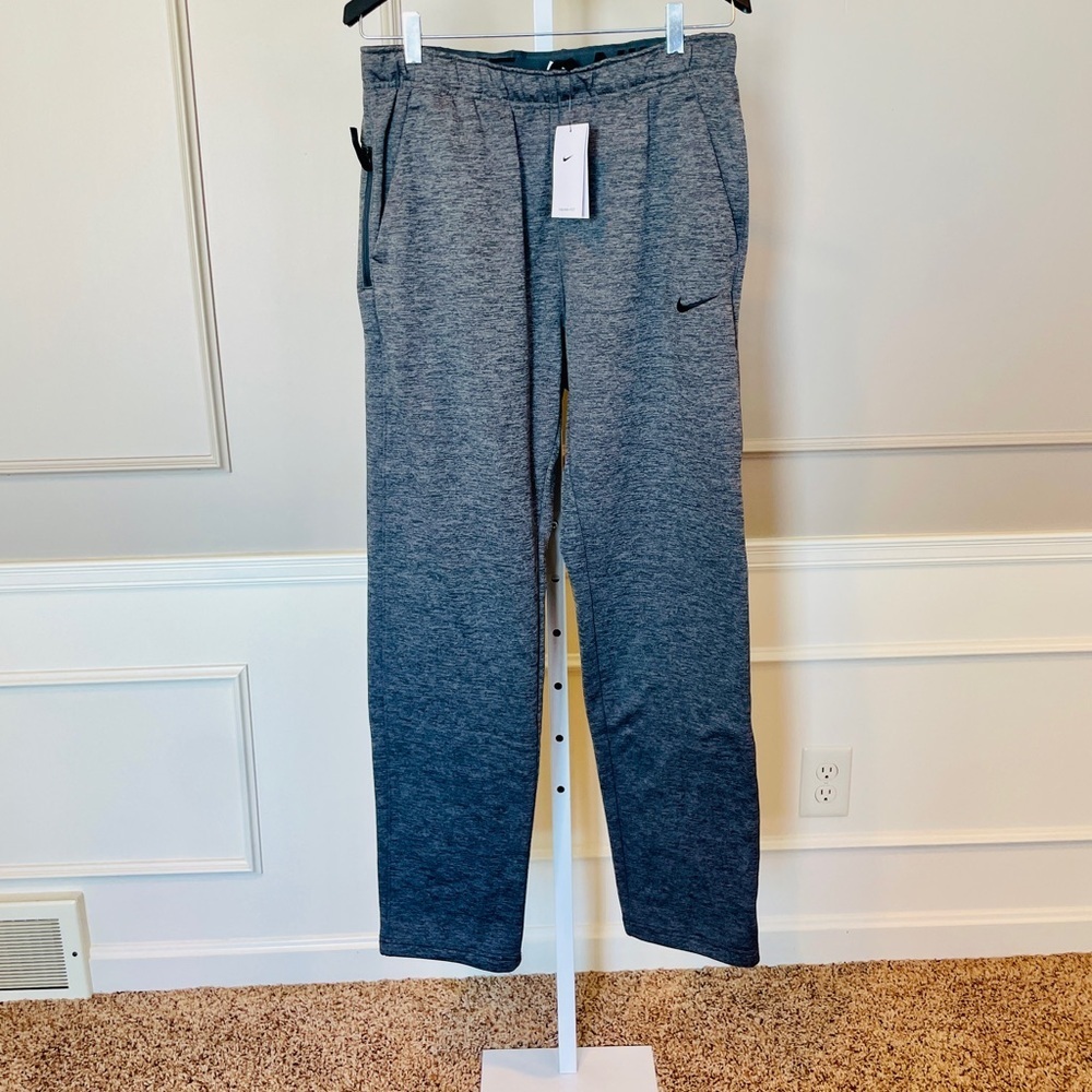 Men's Nike Sweatpants Medium Standard Fit Charcoal Gray Therma-Fit Track NWT